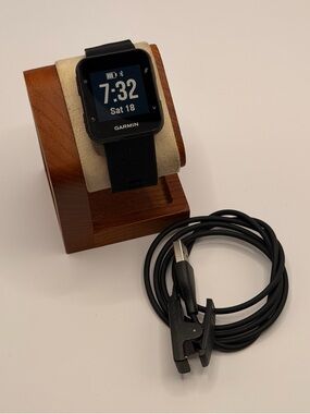 Garmin Forerunner 35, Excellent, Tested, Black , Charger Included